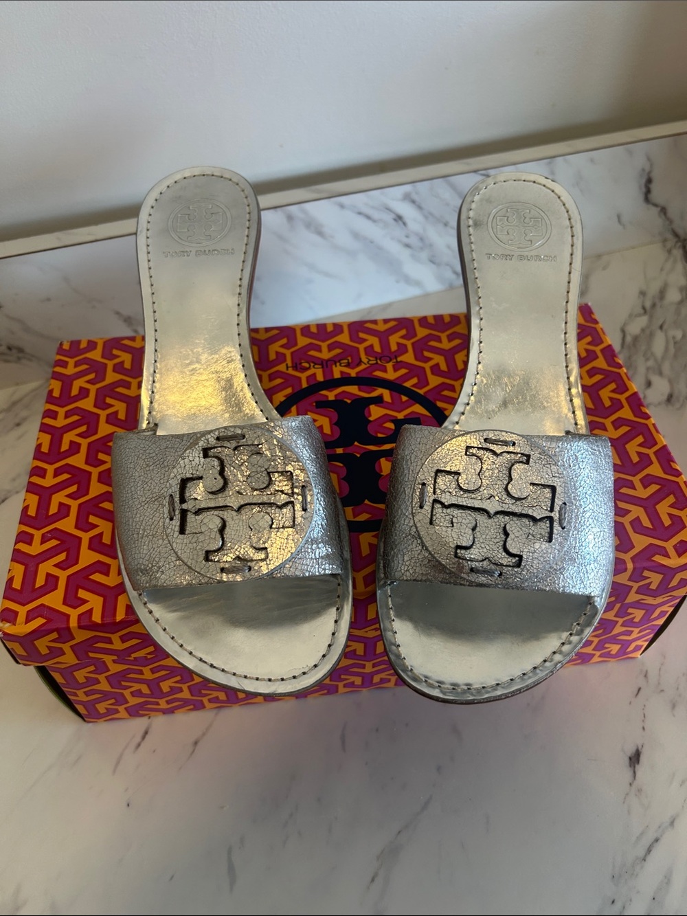 Tory Burch Metallic Silver Logo Mule Slides - Picture 2 of 8
